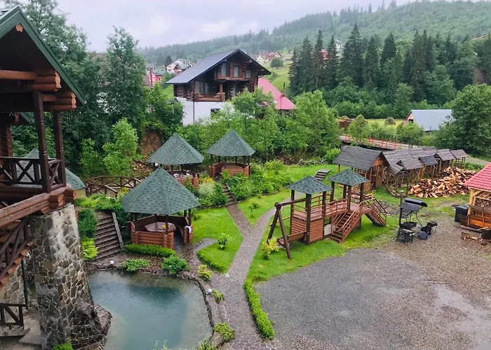 Lavina Hotel